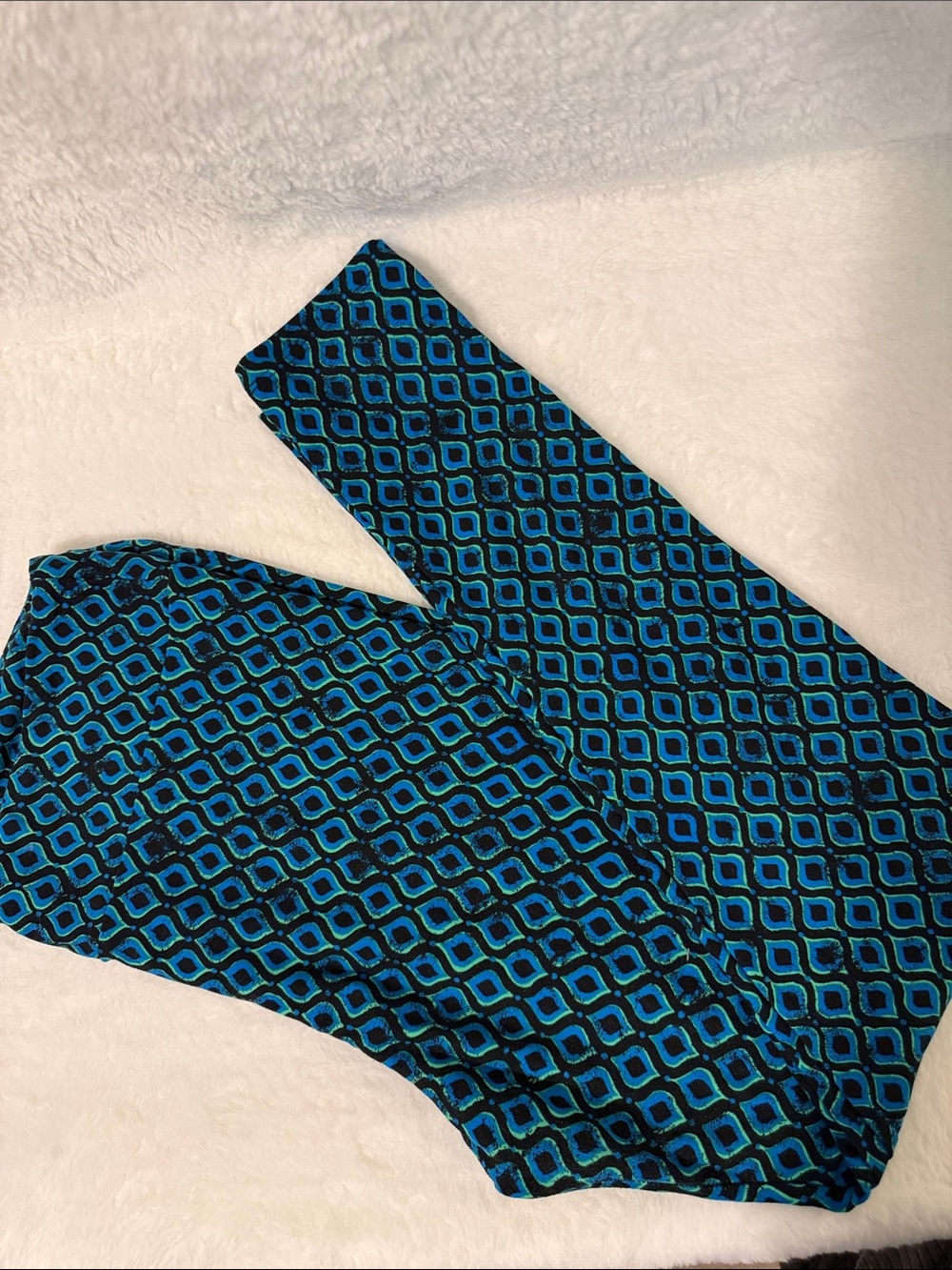 LuLaRoe Geometric Blue & Green Leggings